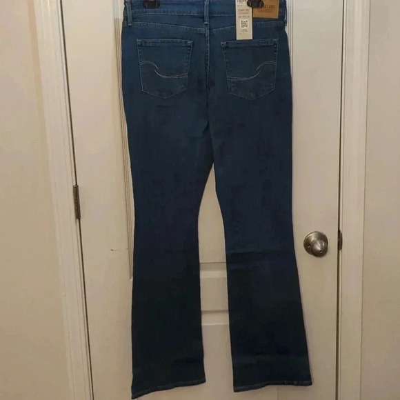 Signature by Levi's Strauss women's mid-rise Boot cut - Picture 6 of 9